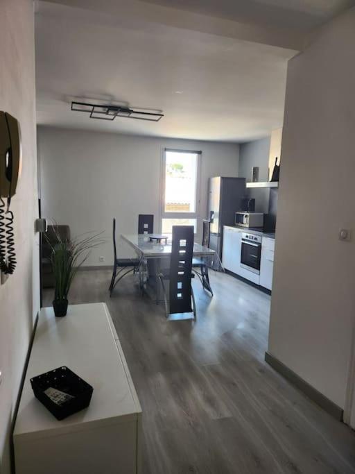Appartement Sandonato Clermont-l'Herault Exterior photo